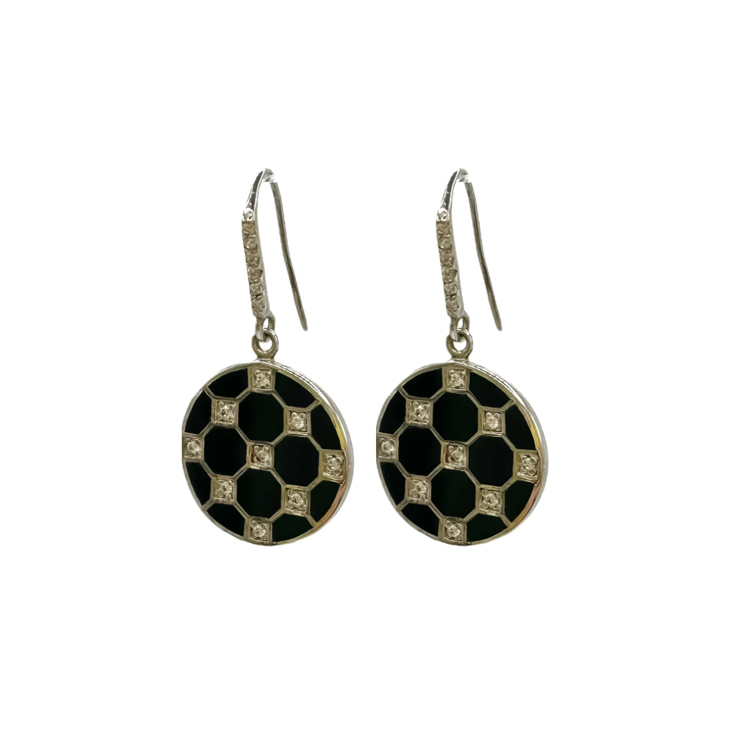 Silver earrings with black onyx