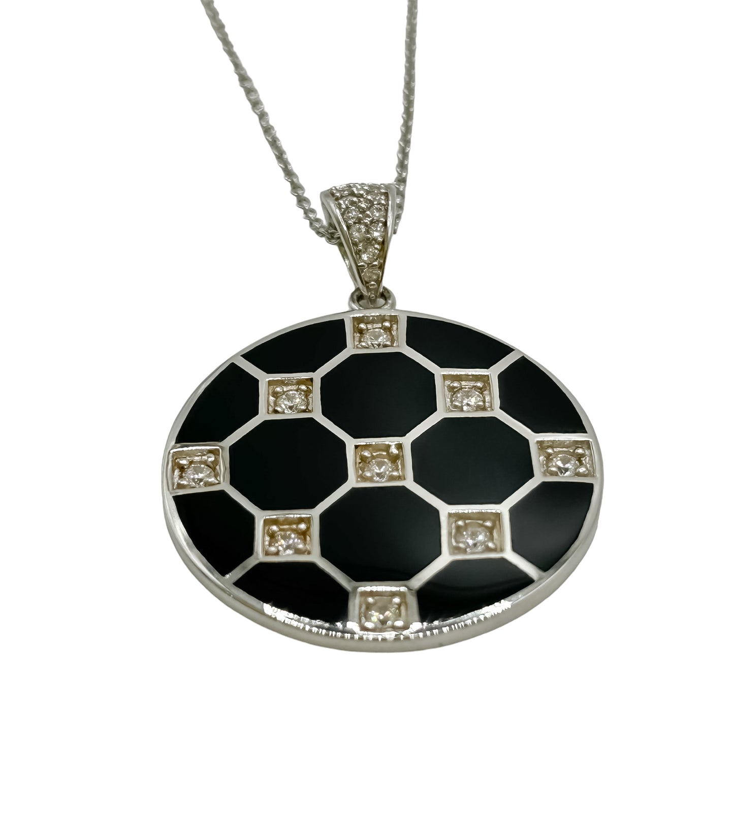 Silver necklace with black onyx pendant