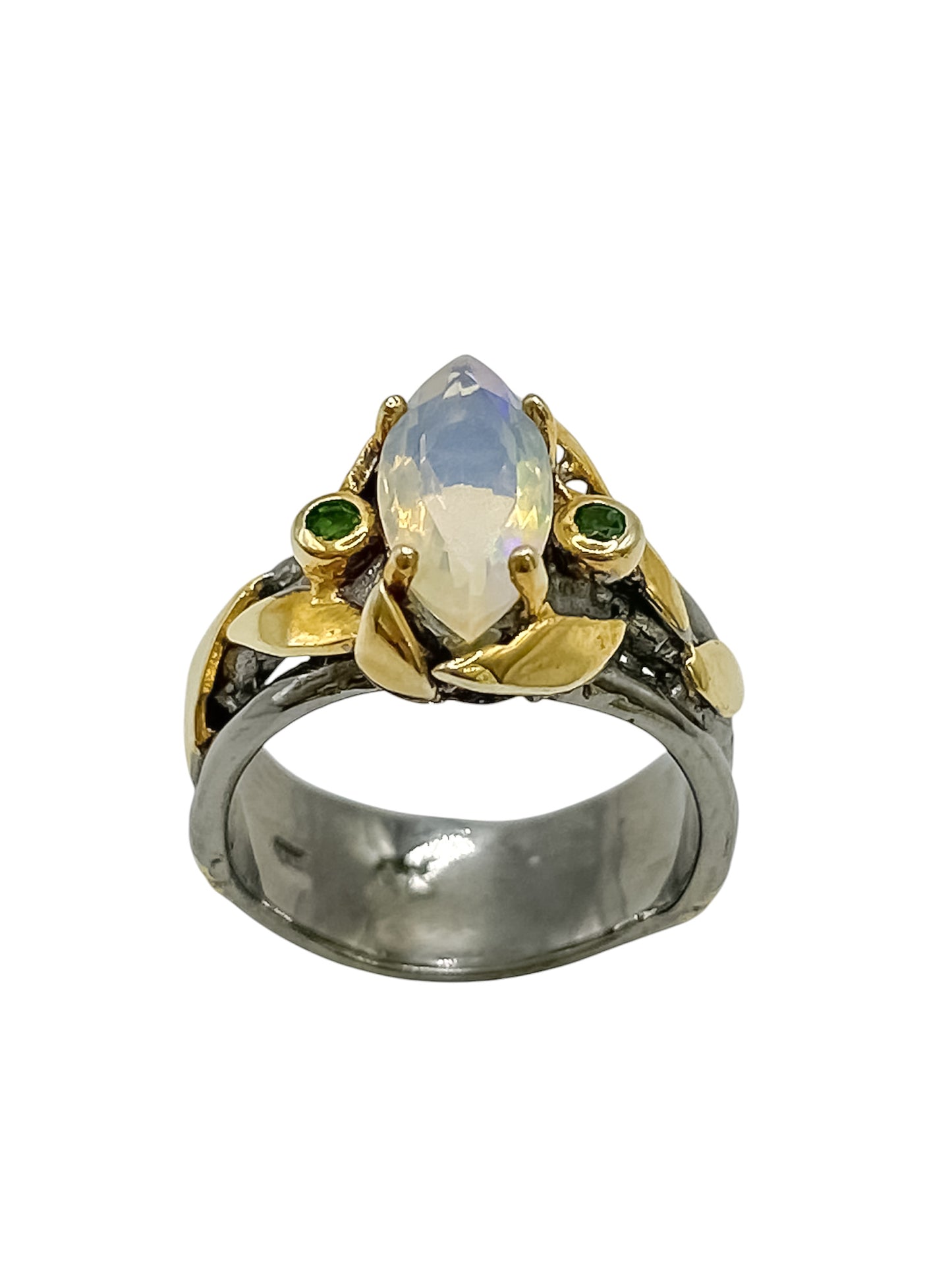 Silver Ring With Opal
