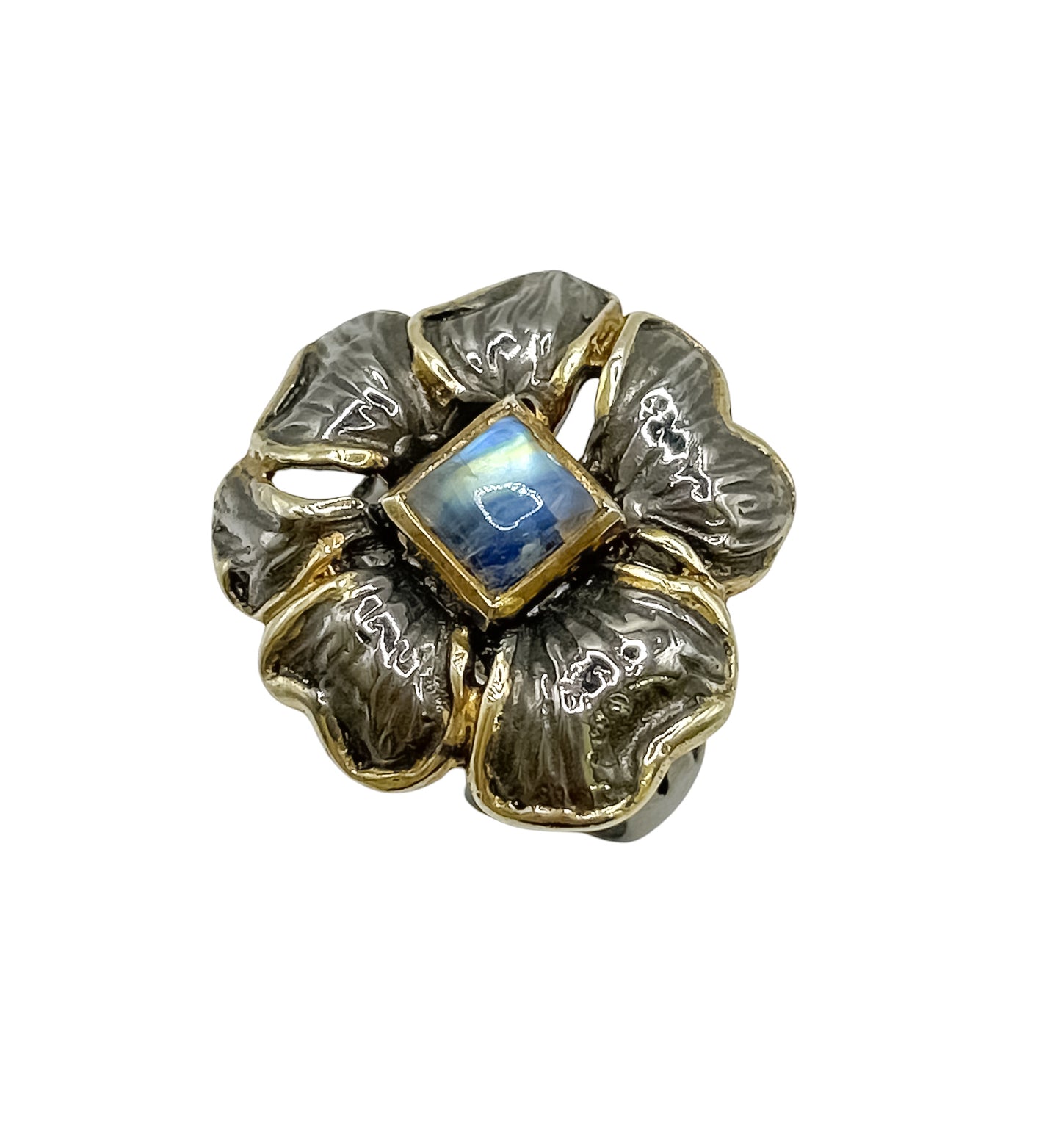Silver Flower Ring With Spectrolite