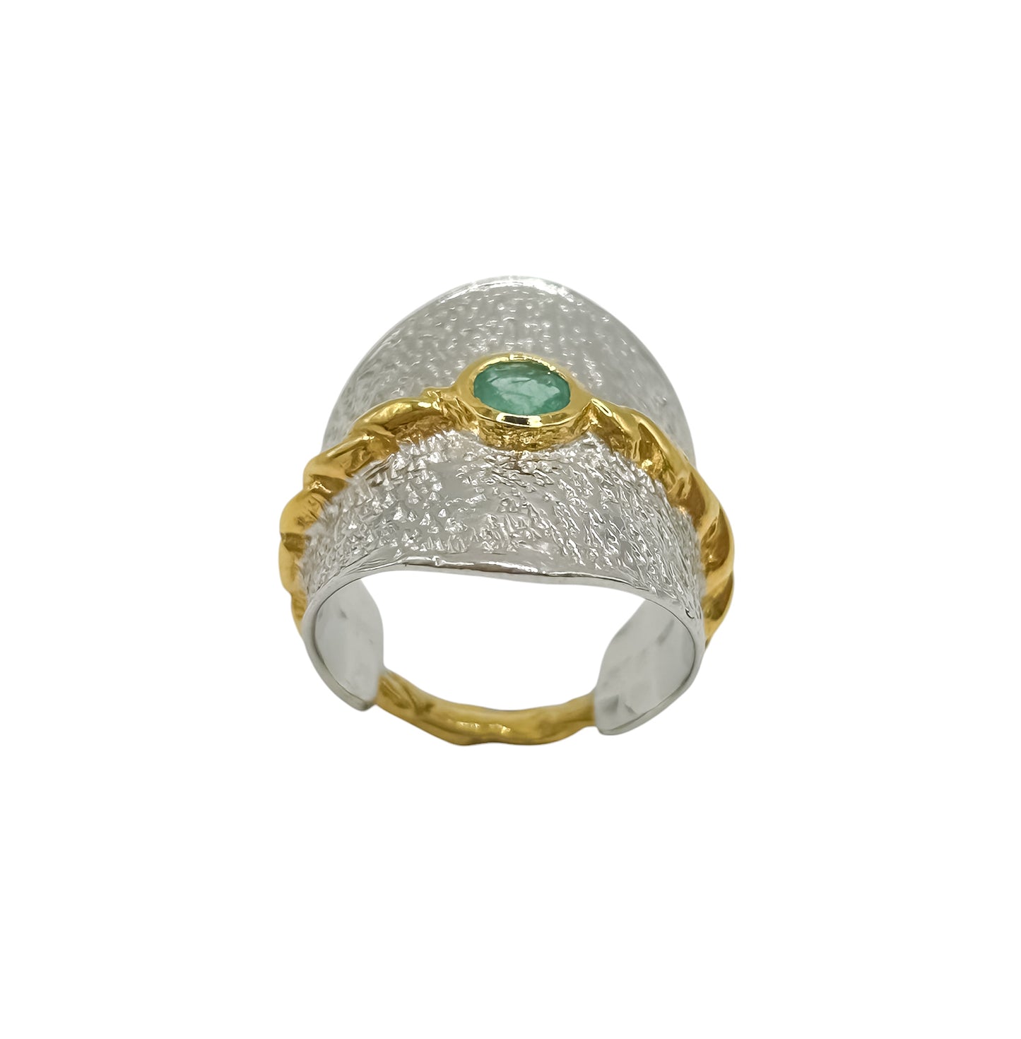 Silver Ring With Emerald