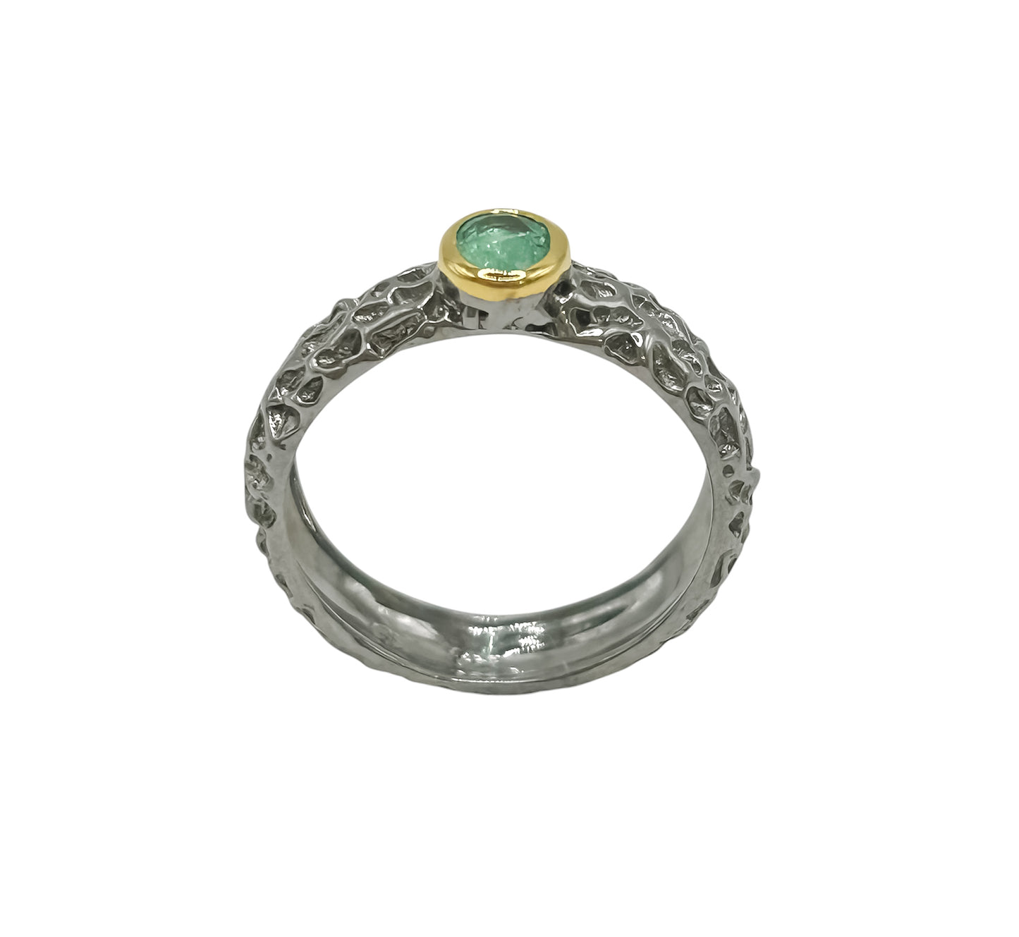 Silver Ring With Emerald