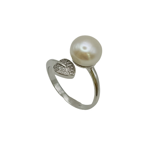 Silver pearl leaf design ring