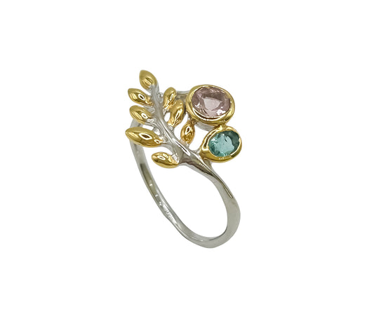 Silver Ring With Leaf Design & Gems
